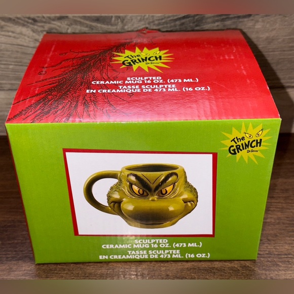 Super Cute Dr. Seuss The Grinch Sculpted Ceramic Mug - NEW - Picture 14 of 15
